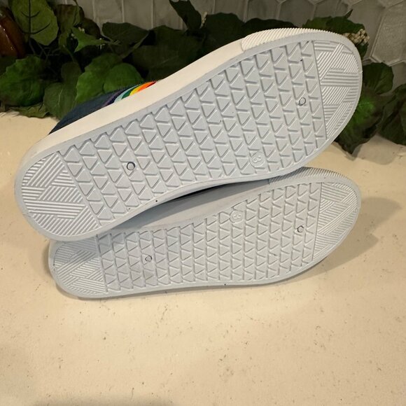 Bobbie Brooks Girls Denim High-Top Sneakers With Rainbow Stripe Accent & Pink Li - Picture 7 of 7